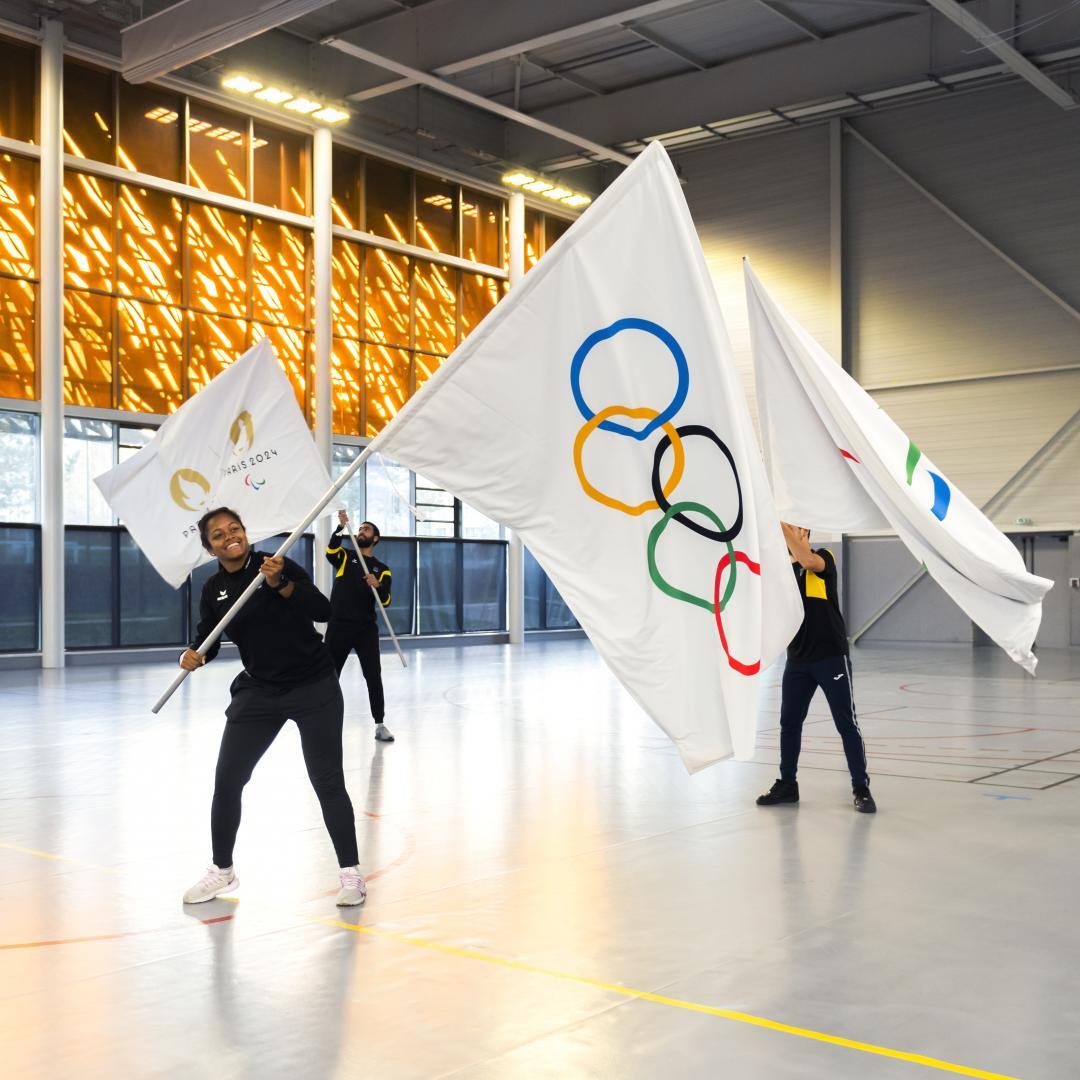 Argenteuil accueille la Tournée des drapeaux Olympiques et Paralympiques